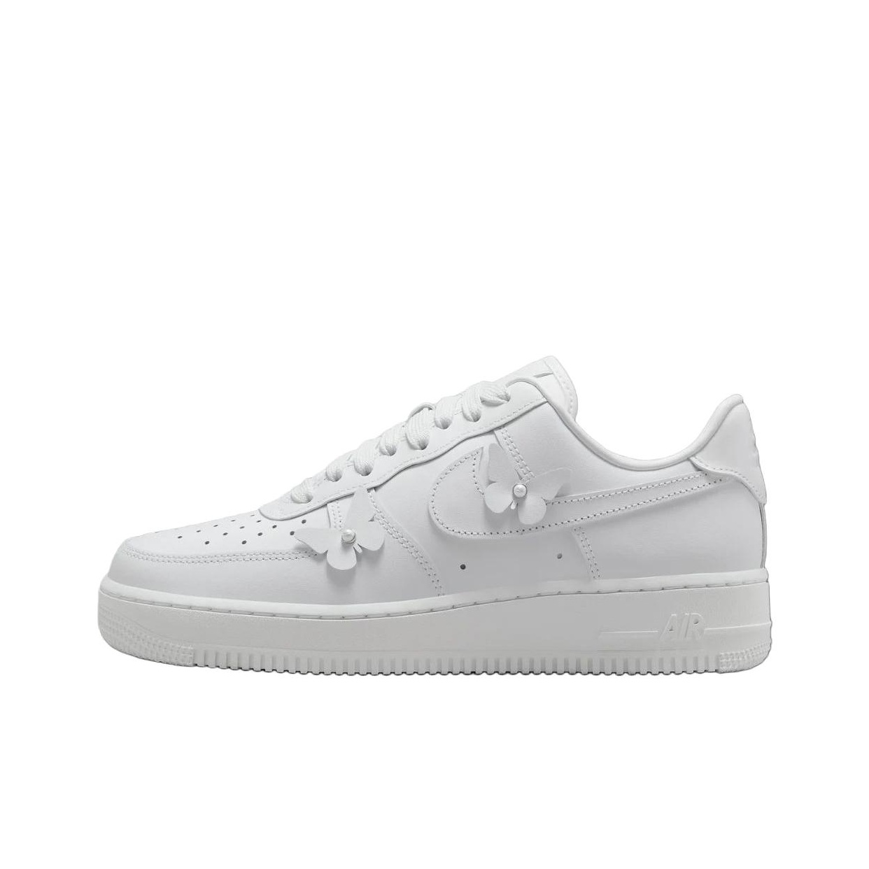 حذاء نايك اير فورس 1 مقاوم للا - مراجعة Nike Shoes Air Force 1 وسعره